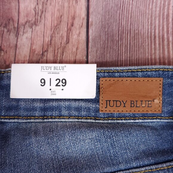 NWT Judy Blue Womens Size 9/29 Relaxed Fit Distressed Denim Jeans JB8271DK - Picture 9 of 16
